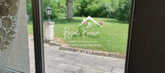 6 bedrooms Castles in Azay-le-Ferron, France No. 89724 24