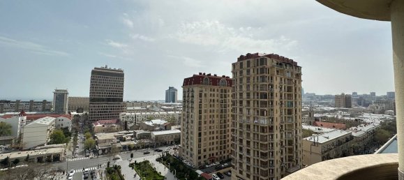 3 bedrooms Apartment in Nasimi, Azerbaijan No. 1404 17