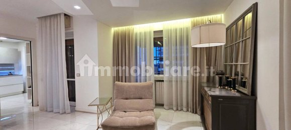 3 bedrooms Apartment in Rome, Italy No. 48551 7