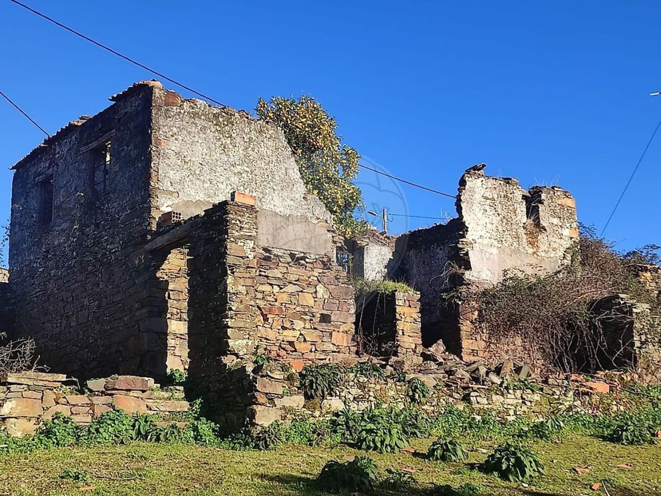 2 bedrooms House in Aguda, Portugal No. 19948