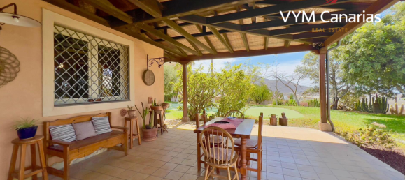 3 bedrooms Finca in San Lorenzo, Spain No. 10281 10