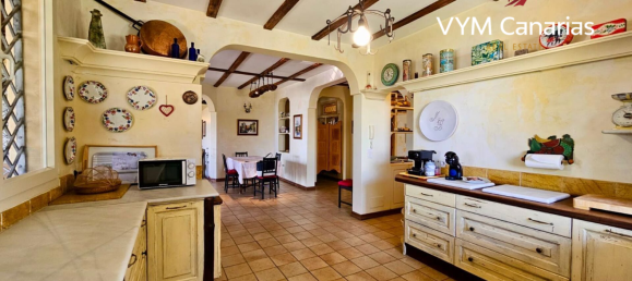 3 bedrooms Finca in San Lorenzo, Spain No. 10281 15