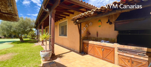 3 bedrooms Finca in San Lorenzo, Spain No. 10281 9