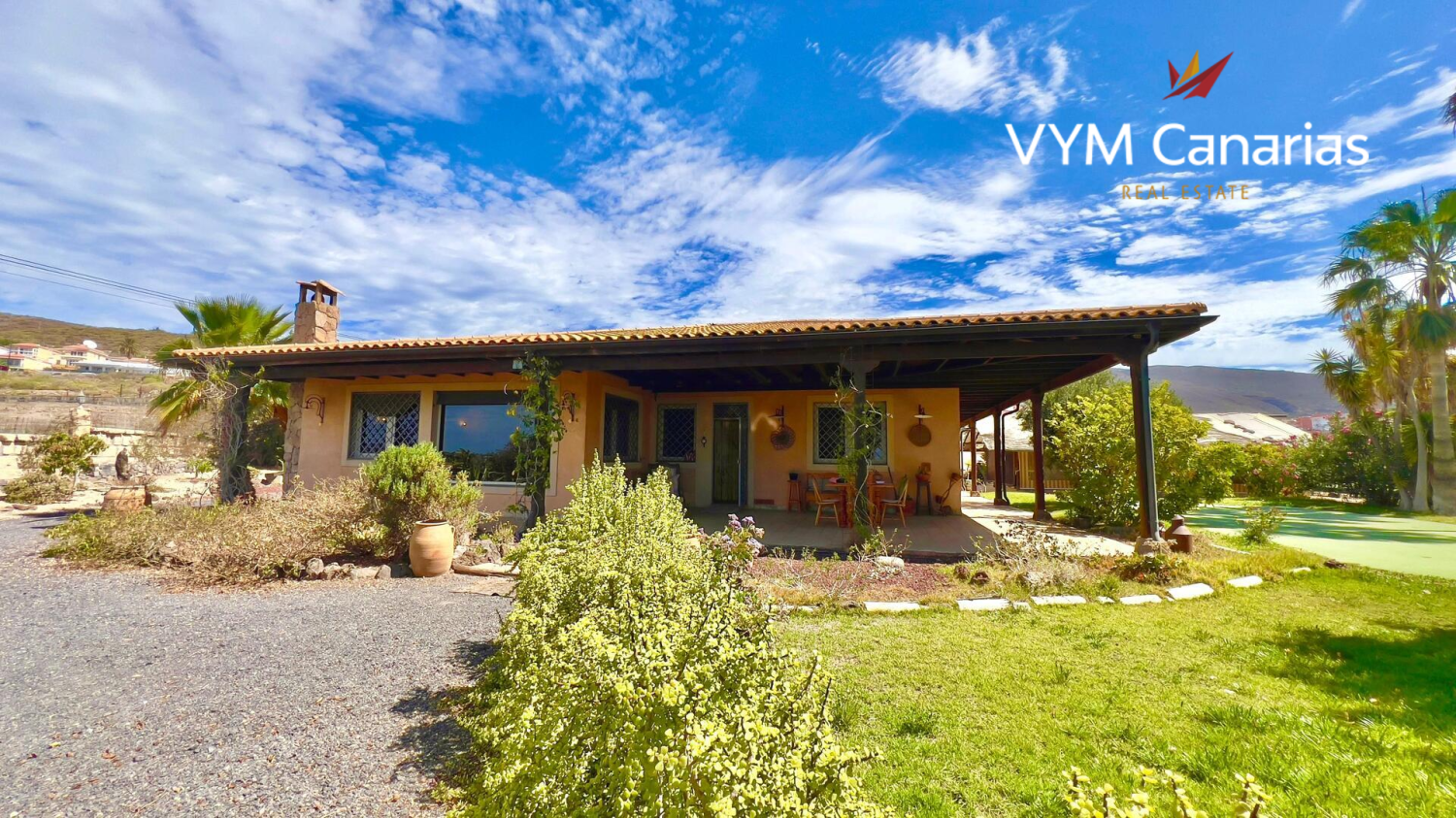 3 bedrooms Finca in San Lorenzo, Spain No. 10281