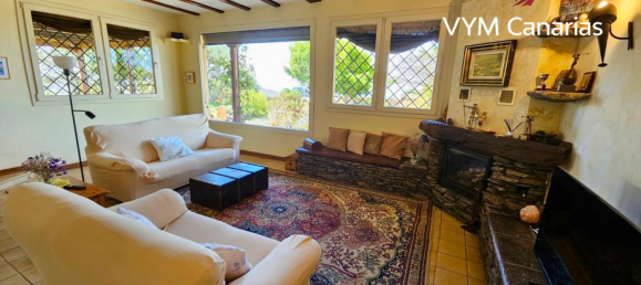 3 bedrooms Finca in San Lorenzo, Spain No. 10281 12