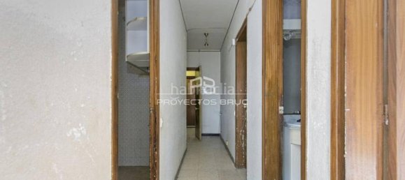 3 Schlafzimmer Wohnung in Igualada, Spain, Nr. 133419 8