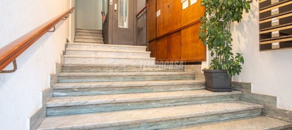 Квартира с 4 комнатами в Кьявари, Италия № 36542 17