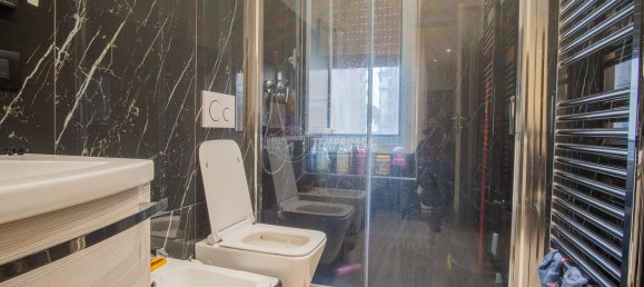 Квартира с 4 комнатами в Кьявари, Италия № 36542 23