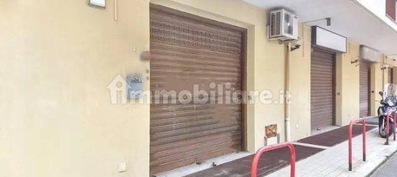 2 rooms Commercial property in Messina, Italy No. 271533 3