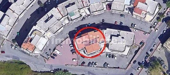 2 rooms Commercial property in Messina, Italy No. 271533 4