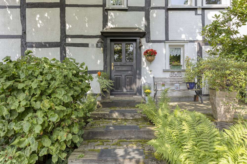 3 bedrooms House in Leverkusen, Germany No. 322010