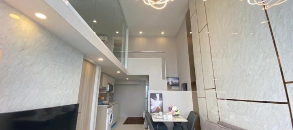 2 bedrooms Condo in Sathon, Thailand No. 63423 2