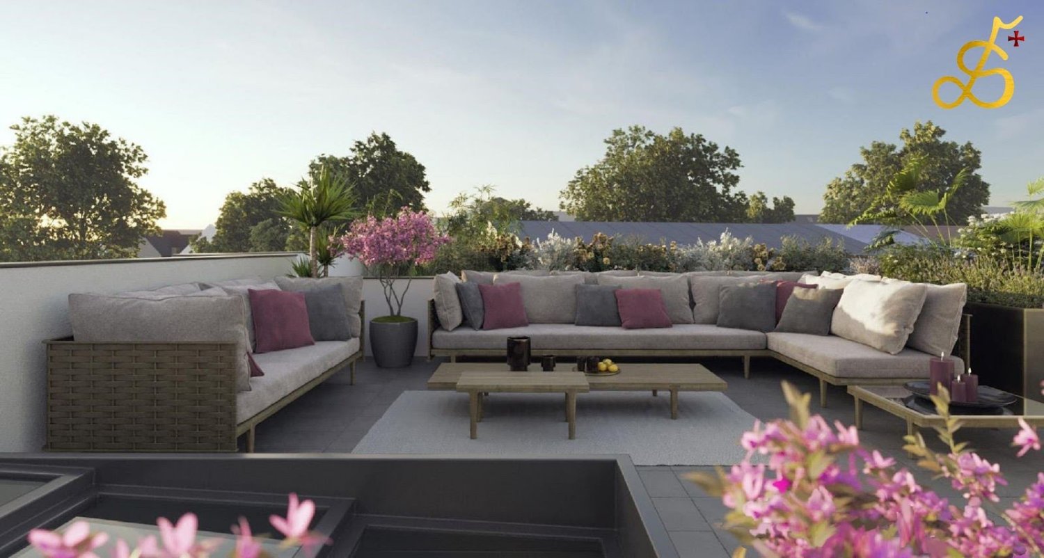 4 bedrooms Villa in Paris, France No. 112715