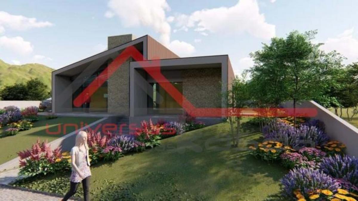 3 bedrooms Villa in Seixal, Portugal No. 663