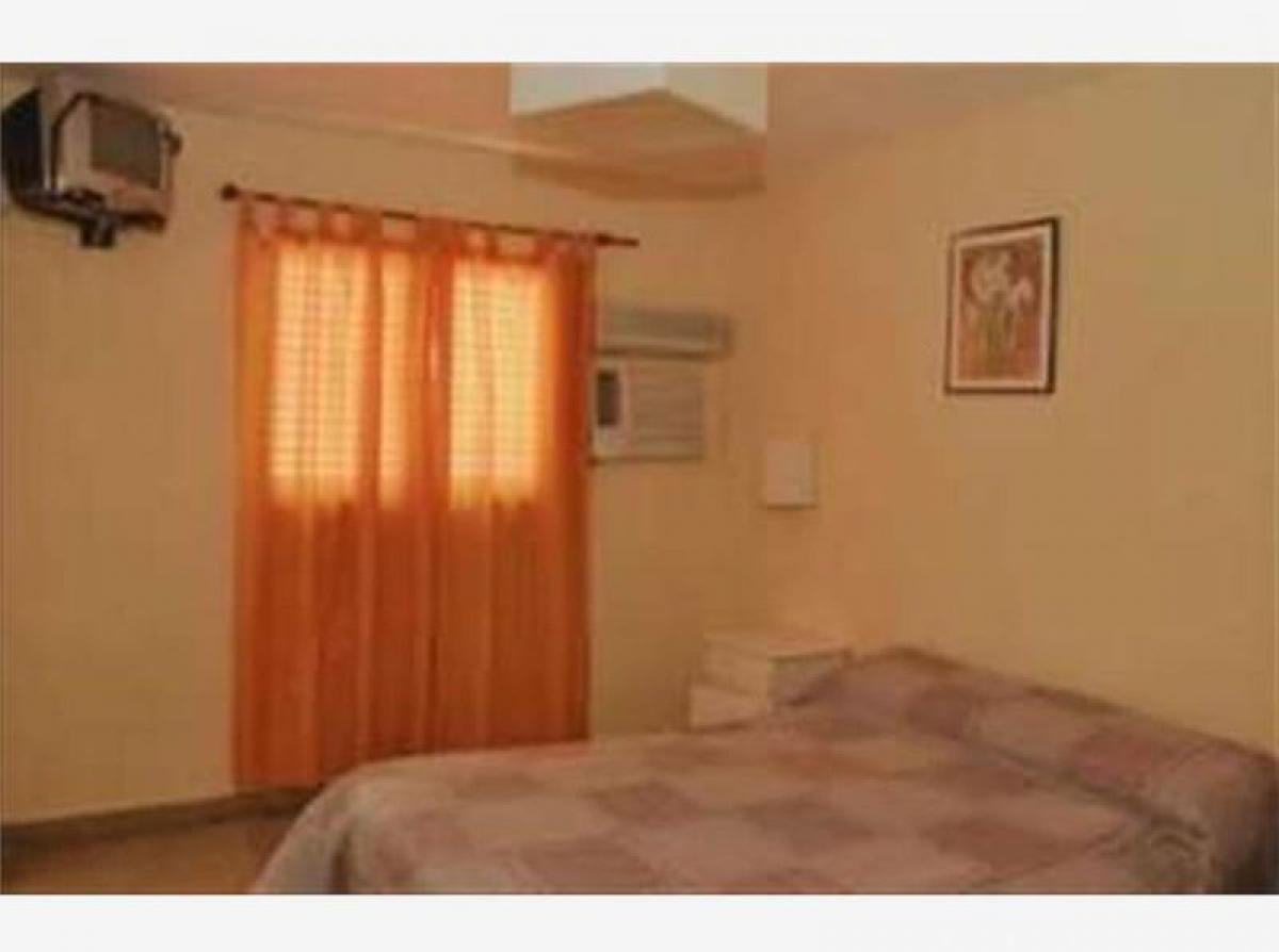 576m² Hotel in Cordoba, Argentina No. 24688