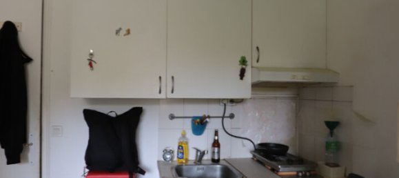 Studio in Clamart, France No. 164749 7