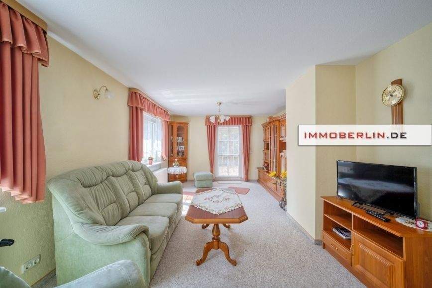 Дом с 5 комнатами в Потсдам-Миттельмарк, Германия № 337609