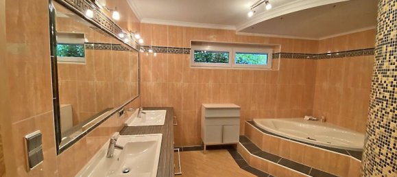 Дом с 8 комнатами в Нойстифт им Штубайталь, Австрия № 120523 6