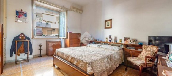 1 bedroom Apartment in Rome, Italy No. 320143 4