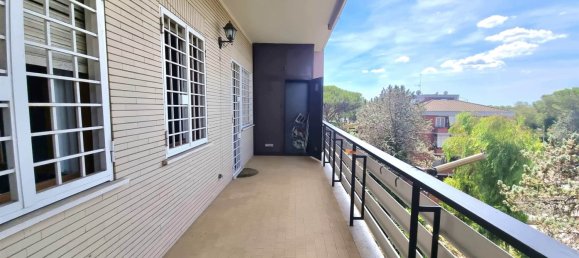 3 bedrooms Apartment in Rome, Italy No. 373571 17