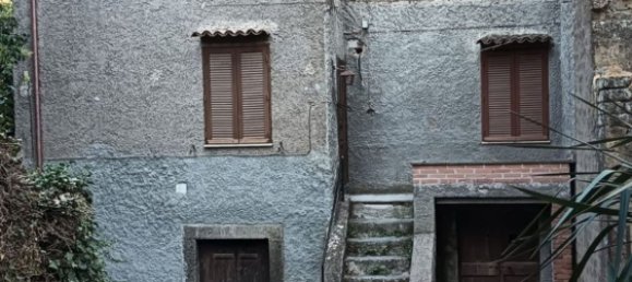 4-Zimmer Doppelhaus in Vetralla, Italy, Nr. 275580 2