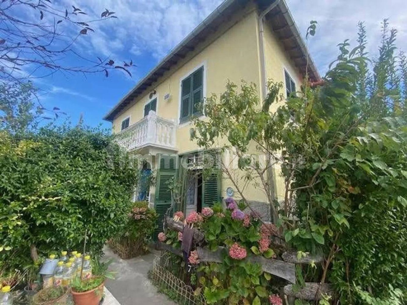 12 bedrooms Villa in Stella, Italy No. 292375