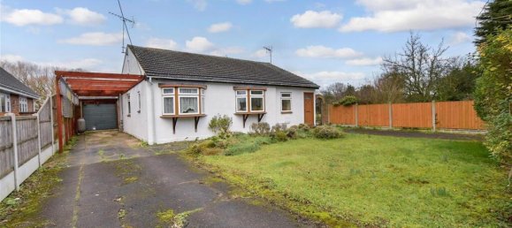 3 bedrooms Bungalow in Essex, United Kingdom No. 4056 4