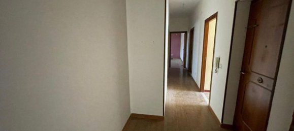 Apartamento de 4 habitaciónes en Palermo, Italy No. 50001 7
