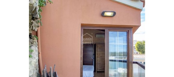 2 bedrooms Townhouse in Mahon, Spain No. 1623 8