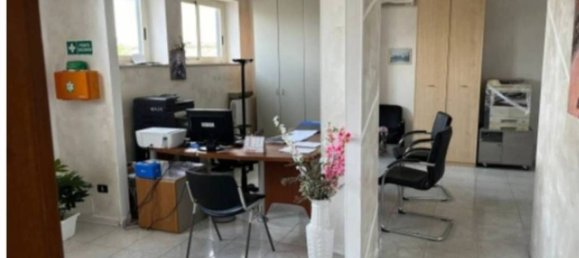 Entrepôt à Pescara, Italy 882m² No. 294294 4