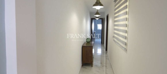 Apartamento T3 em Saint Paul's Bay, Malta N.º 10862 9