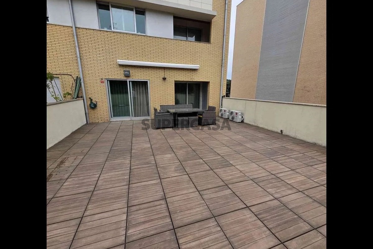 3 bedrooms Apartment in Maia, Portugal No. 349462