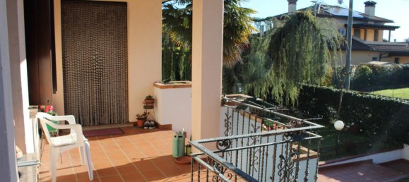 Casa de 8 habitaciónes en Pordenone, Italy No. 104112 5