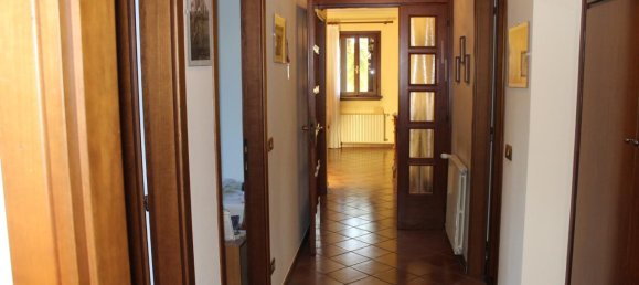 Casa de 8 habitaciónes en Pordenone, Italy No. 104112 13