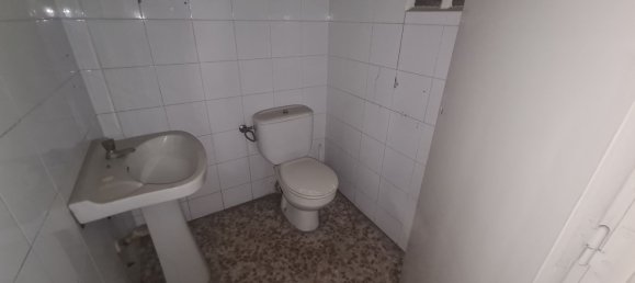 Gewerbliche Immobilie in Mataro, Spain 140m², Nr. 114408 11