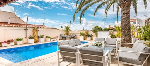 Villa de 4 dormitorios en Ciudad Quesada, Spain No. 176093 50