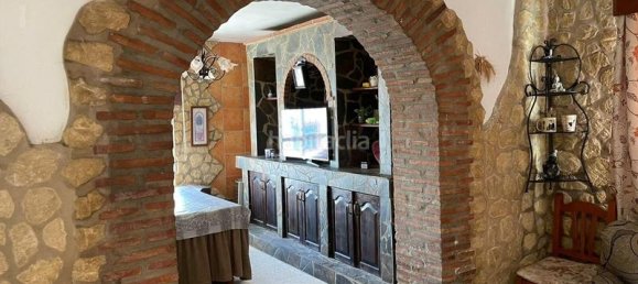 4 Schlafzimmer Haus in Arcos de la Frontera, Spain, Nr. 102595 11