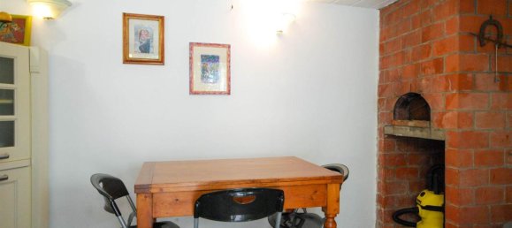 3 rooms Apartment in Florence, Italy No. 171536 24