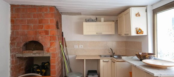 3 rooms Apartment in Florence, Italy No. 171536 23