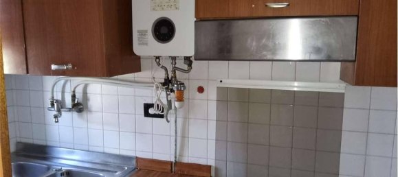 4 rooms Apartment in Venice, Italy No. 37730 2