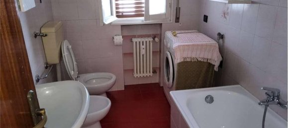 4 rooms Apartment in Venice, Italy No. 37730 9