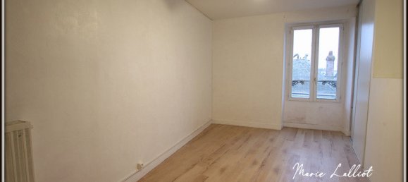 3 chambres Appartement à Pithiviers, France No. 69126 9