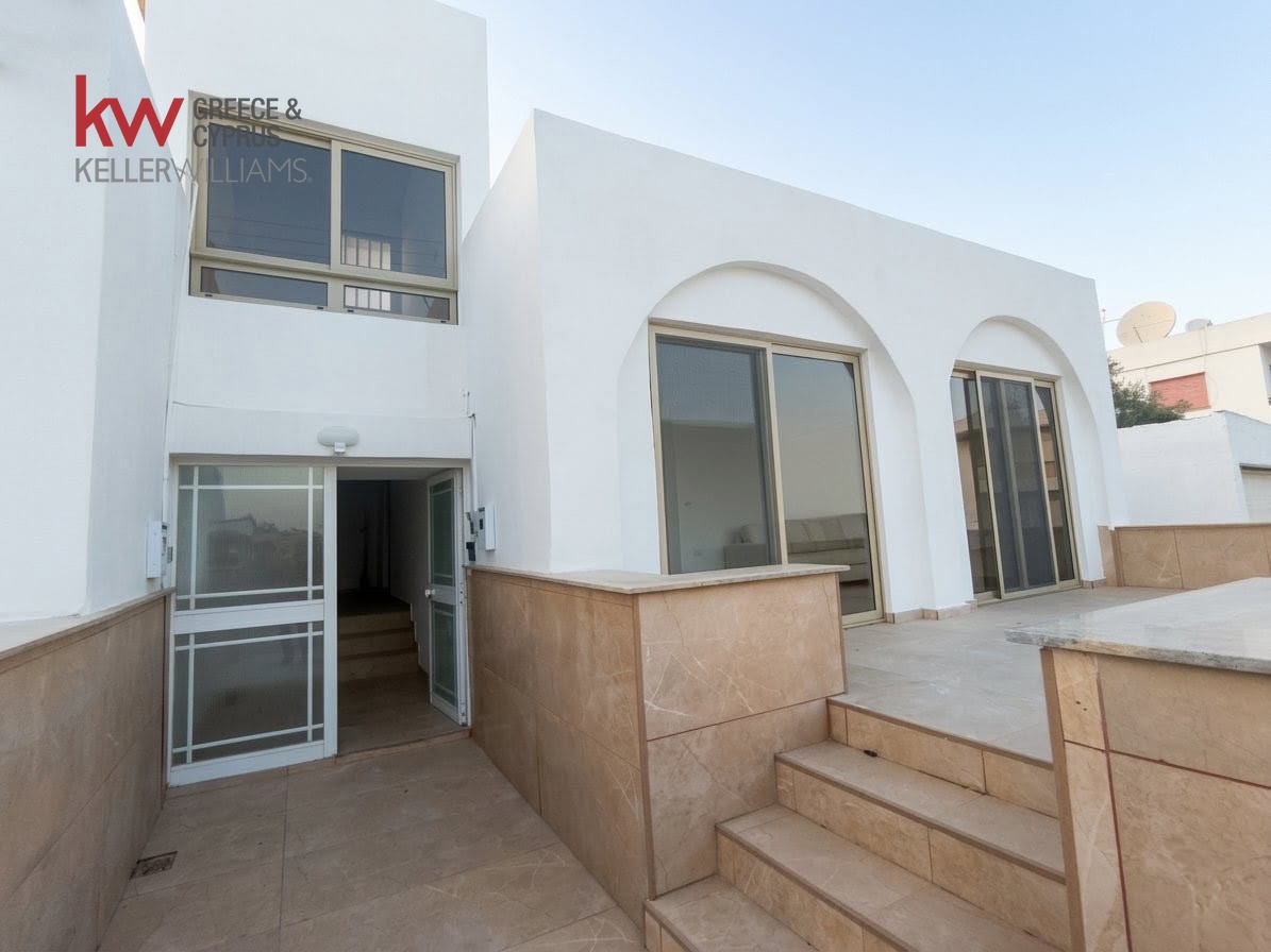 3 غرف نوم تاون هاوس في Strovolos, Cyprus رقم 172412