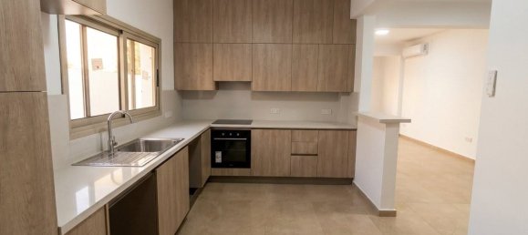 3 bedrooms Townhouse for rent in Strovolos, Nicosia, Cyprus № 172412 6