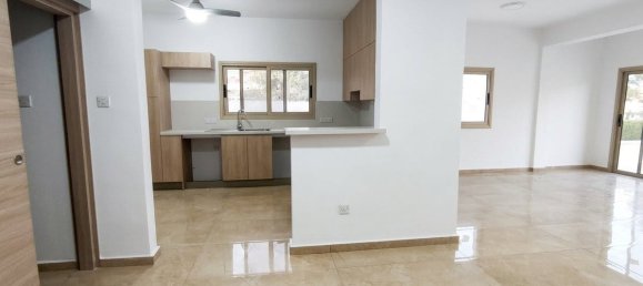3 bedrooms Townhouse for rent in Strovolos, Nicosia, Cyprus № 172412 4