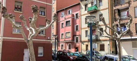 3 bedrooms Apartment in Basque Autonomous Community, Spain No. 154497 3