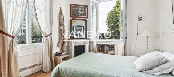 5 bedrooms House in Saint-Cloud, France No. 171026 8