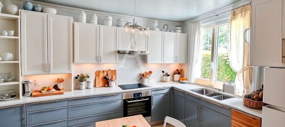 2 bedrooms House in Roissy-en-Brie, France No. 179331 5