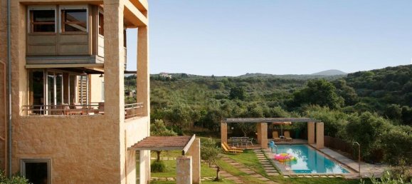 6 bedrooms Villa in Chania, Greece No. 2571 5