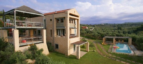 6 bedrooms Villa in Chania, Greece No. 2571 3